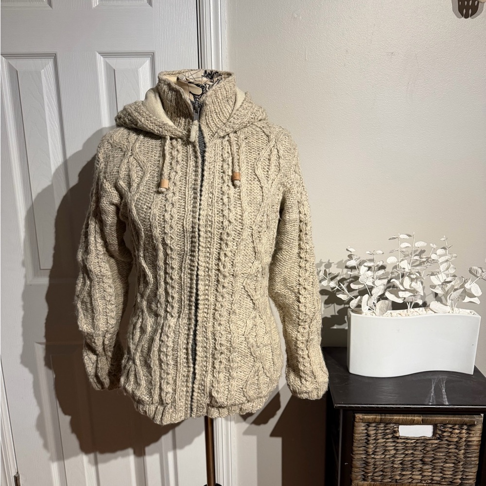 NWOT Laundromat Vintage Wool Fisherman Cable Knit Aran Hoodie fleece lined coat